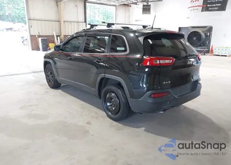 2016 Jeep Cherokee Latitude z USA, uszkodzony, nr VIN 1C4PJMCB9GW112030
